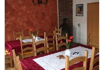 Germania Privát Essen, Esterno